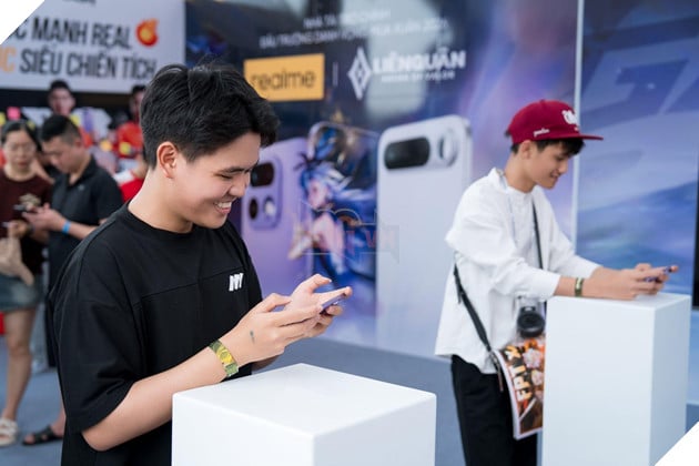 realme Đồng Hành Cùng Đấu Trường Danh Vọng Mùa Đông 2026: Đánh Dấu Hành Trình Thập Kỷ Nâng Tầm Esports Việt 3