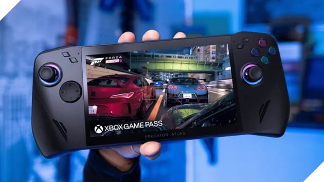 Acer giới thiệu máy chơi game cầm tay Project DualPlay Mini có thiết kế biến hình như laptop 3