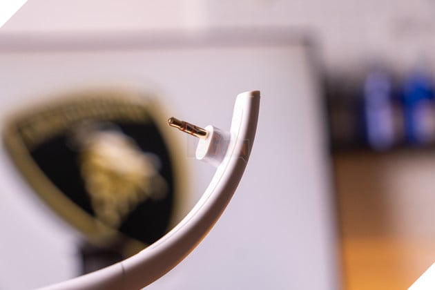 Review JBL Quantum 650 Wireless: Thiết kế khác biệt, pin tháo rời và chất âm sinh ra cho game thủ 13