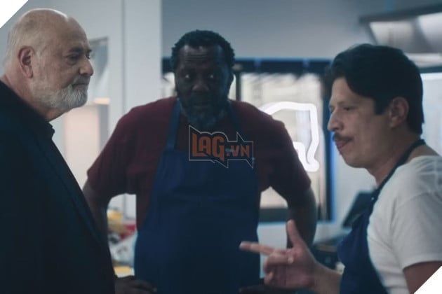 Hình ảnh nhân vật do cố diễn viên Rob Reiner đóng trong một phân cảnh ở "The Bear".