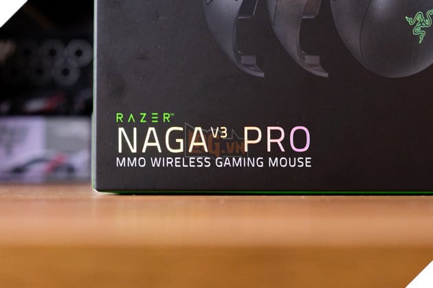Razer Naga V3 Pro Review: Chuột MMO “3 Trong 1” Cho Game Thủ 2