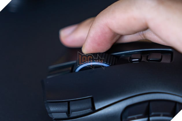 Razer Naga V3 Pro Review: Chuột MMO “3 Trong 1” Cho Game Thủ 20