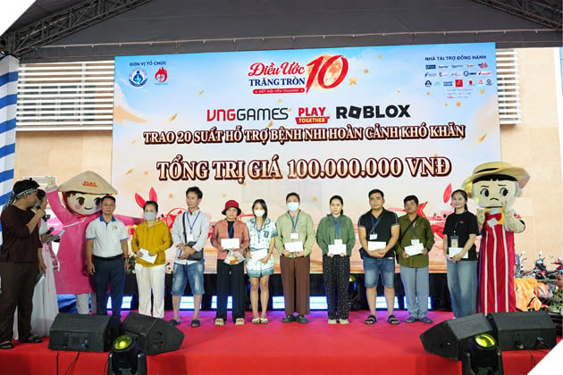 VNGGames, Play Together VNG Và Roblox VN Chung Tay Mang Mùa Trung Thu Ấm Áp Đến 1.500 Bệnh Nhi  2