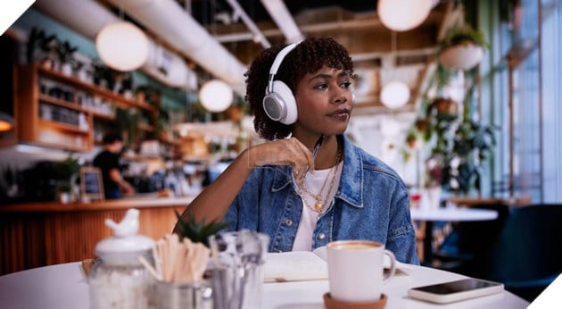 JBL LIVE 4 SERIES HOÀN THIỆN DẢI SẢN PHẨM TẠI VIỆT NAM: CÔNG NGHỆ ÂM THANH THÔNG MINH ĐỒNG HÀNH CÙNG NHỊP SỐNG HIỆN ĐẠI 6