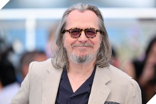 Hình ảnh về diễn viên Gary Oldman.