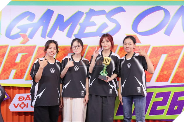 Nguyễn Thị Khánh Huyền Là Nhà Vô Địch Nữ Đầu Tiên Của Giải Vô Địch Quốc Gia Đấu Trường Chân Lý  5