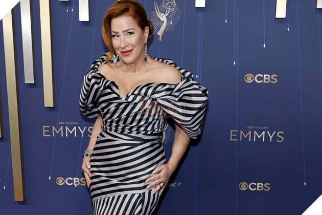 Hình ảnh về nữ diễn viên Lisa Ann Walter. 
