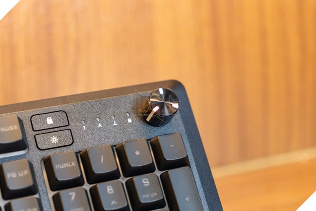 CORSAIR SKIFF 100 có gì để cạnh tranh với rừng bàn phím cơ giá rẻ hiện nay? 7