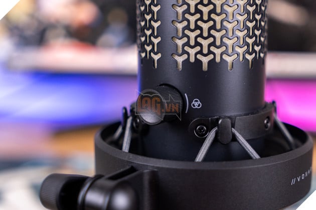 Đánh Giá CORSAIR VOXARA: Micro Gaming Chuẩn Studio 12