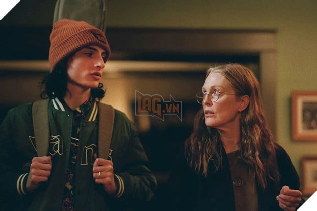 Hình ảnh về phim When You Finish Saving the World do Jesse Eisenberg đóng.
