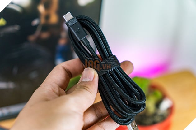 Review Corsair Sabre V3 Pro UltraLight Wireless: Chuột gaming siêu nhẹ với công nghệ Pure Vector giúp game thủ aim 'dính' như keo 9