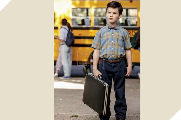 Hình ảnh diễn viên Iain Armitage trong series phim nổi tiếng Young Sheldon.