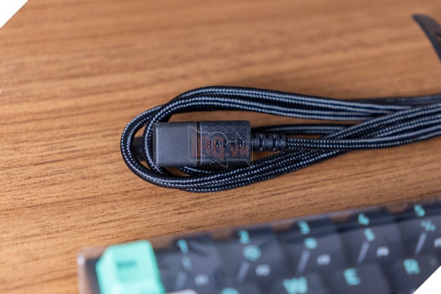 Razer Reclusa X Mini 65%: Cảm giác gõ bàn phím custom, loạt tính năng gaming  4