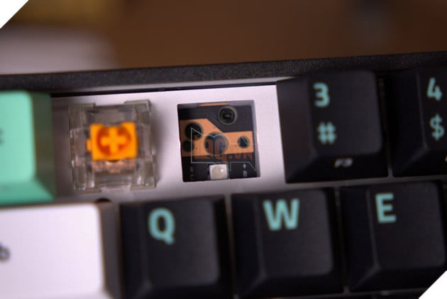 Razer Reclusa X Mini 65%: Cảm giác gõ bàn phím custom, loạt tính năng gaming  15