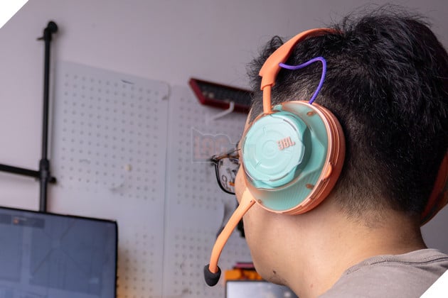Review JBL Quantum 520 Wireless: Tai nghe gaming không dây đa nền tảng, pin 30 giờ và âm thanh định vị 19