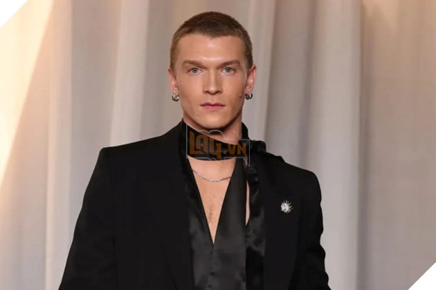 Hình ảnh về sao nam Connor Storrie.
