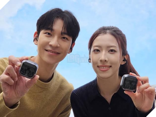 Samsung Galaxy Buds On ra mắt tại Mỹ: Tai nghe dạng mở, pin 38 giờ 2
