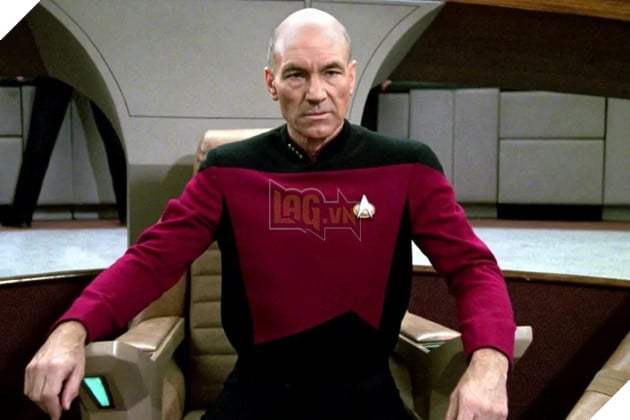Hình ảnh về nhân vật Jean-Luc Picard do cố diễn viên Patrick Stewart đóng.